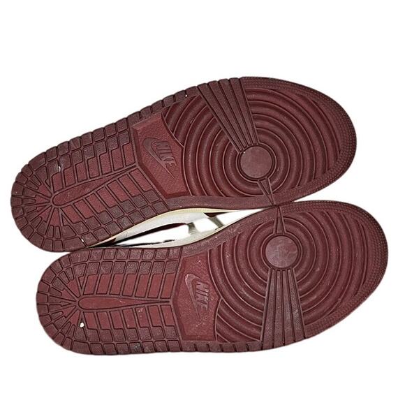 Womens Nike Air Jordan 1 Mid SE DZ2820-601 Leather Athletic Sneaker Size 7.5 Red - Picture 5 of 6